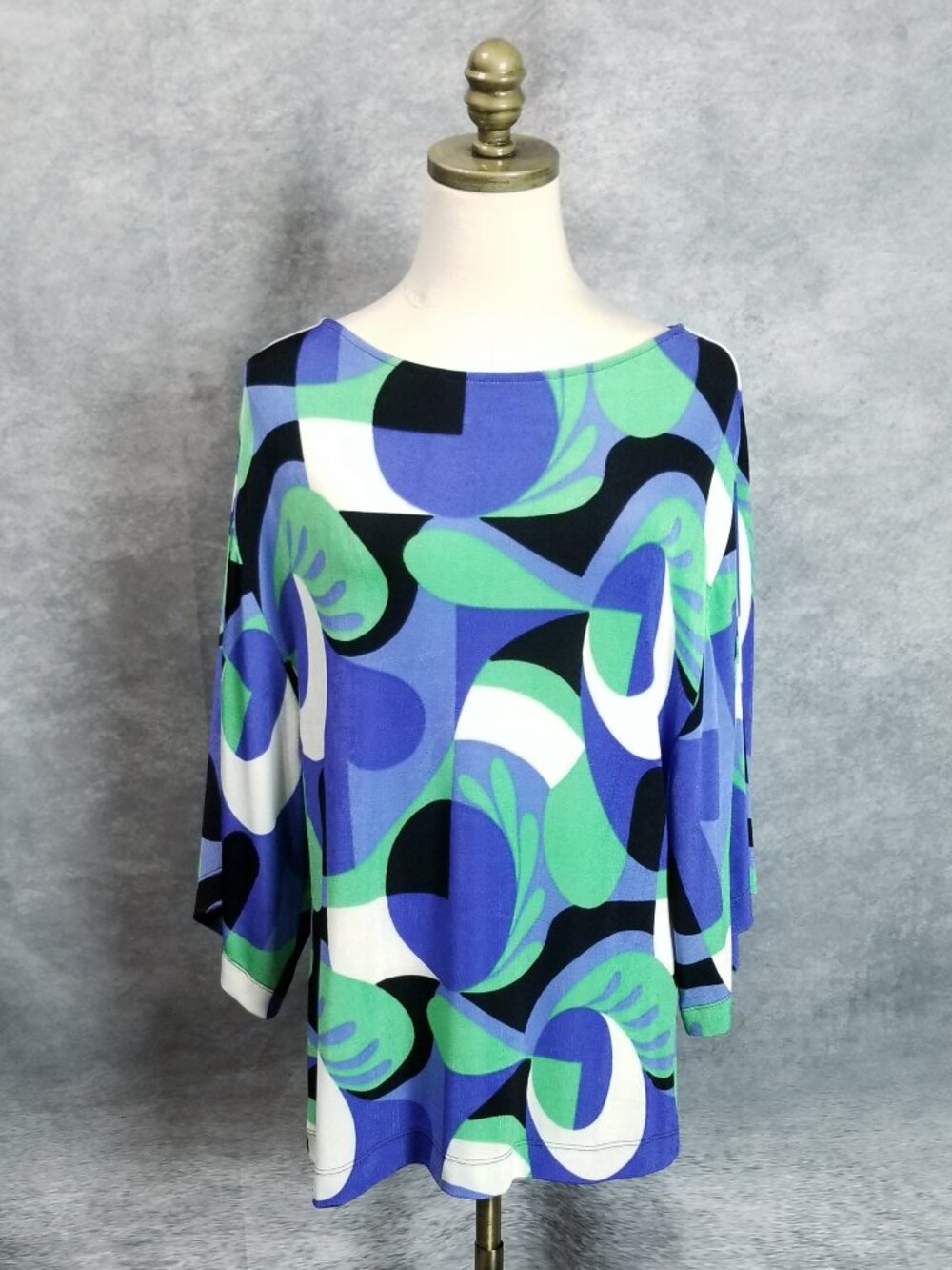 Chicos Blue Green Abstract Tunic Top Sz M 1 Boho Artsy Slinky Knit Wrinkle Free